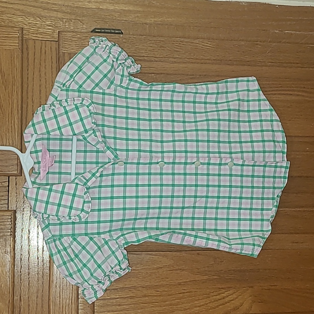 Lily Pulitzer Stylish Shortsleeves Blouse for a Little Girl, Size 5.